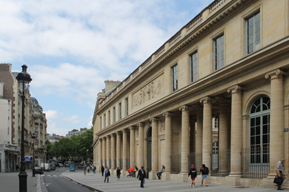 تحصیل در دانشگاه دکارت پاریس، فرانسه