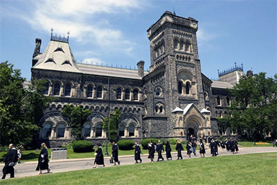 تحصیل در دانشگاه تورنتو 